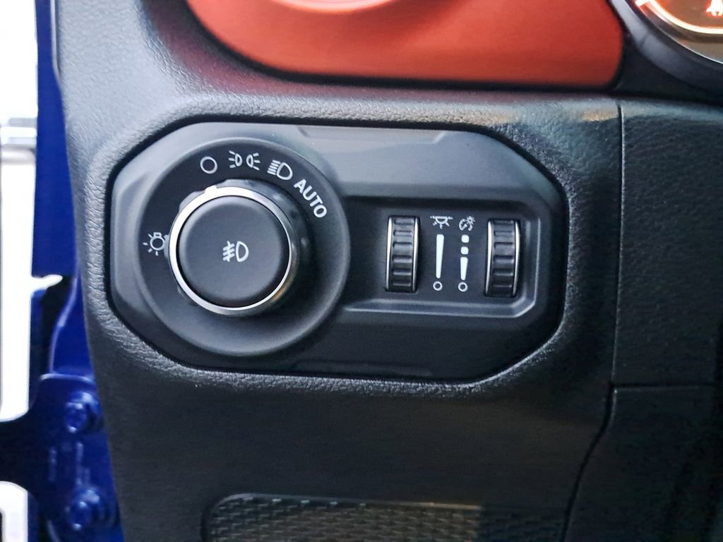 Used 2019 Jeep Wrangler Unlimited Rubicon w/ Dual Top Group image 26