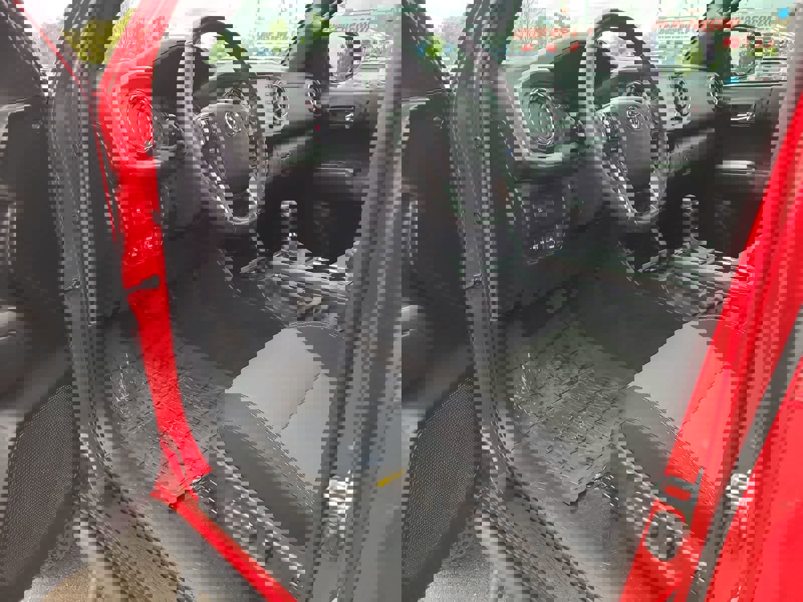 Used 2022 Toyota Tacoma TRD Off-Road w/ Technology Package image 10