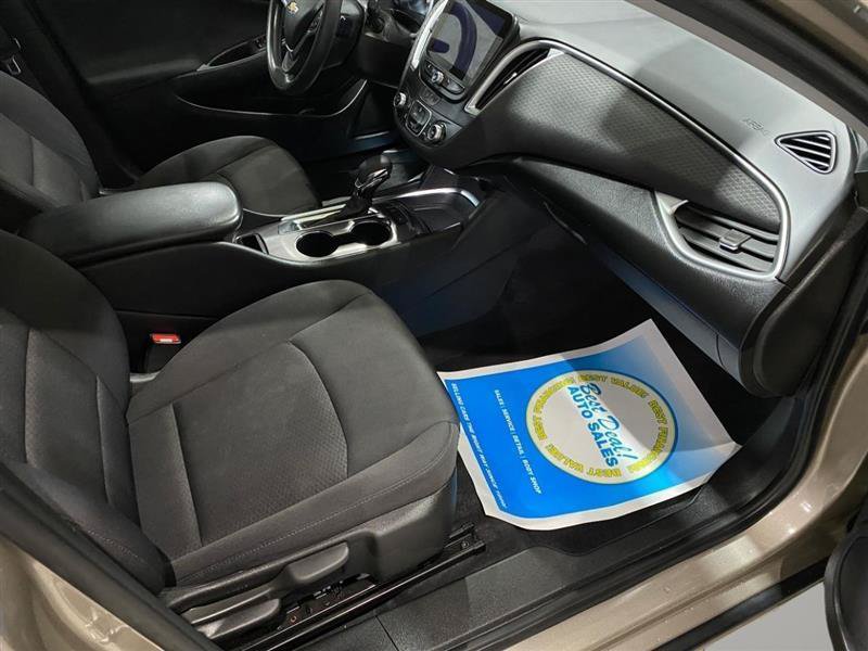 Used 2022 Chevrolet Malibu LS w/ Driver Confidence Package II FWD image 18