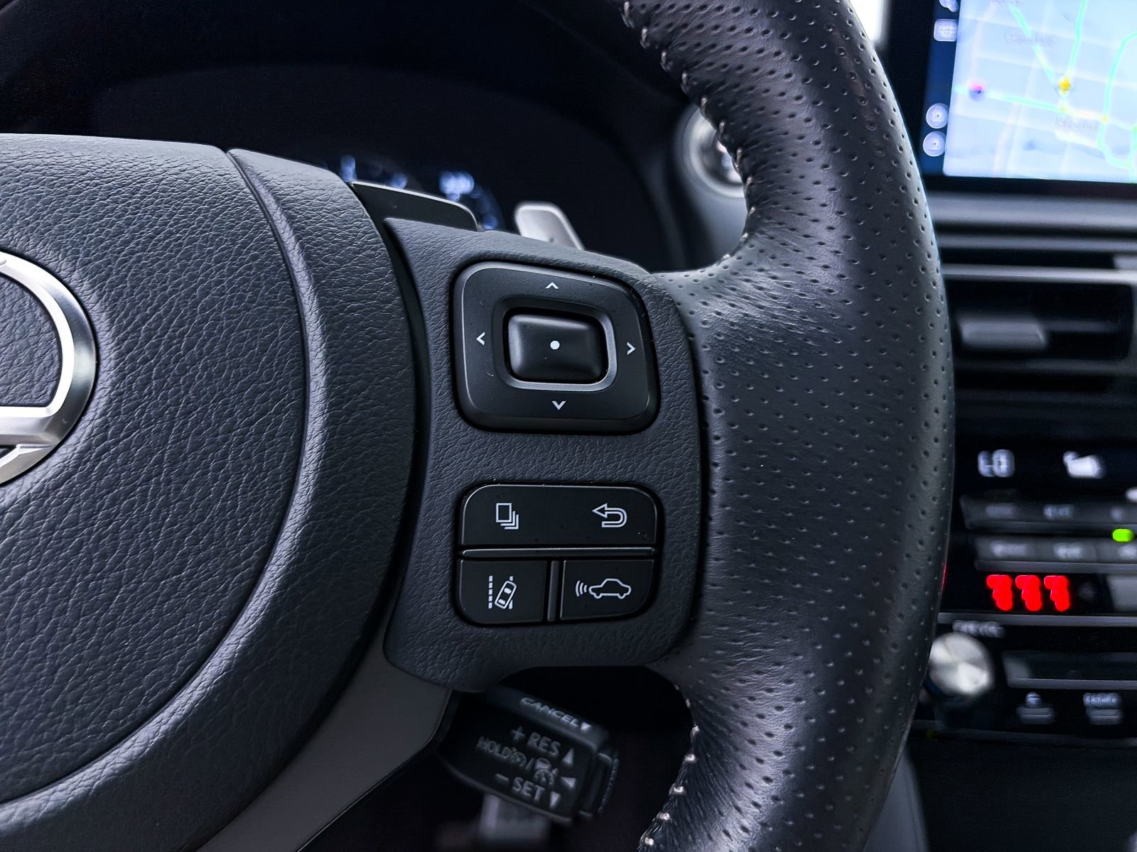 Used 2025 Lexus IS 350 F Sport w/ Navigation Package RWD image 34