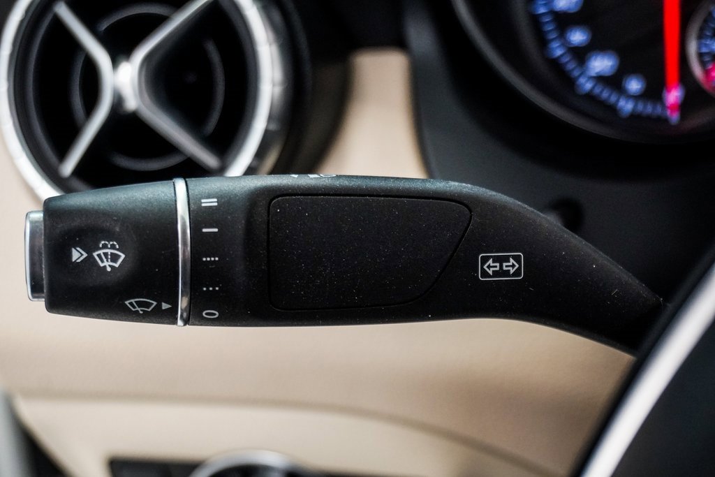 Used 2019 Mercedes-Benz CLA 250 image 21