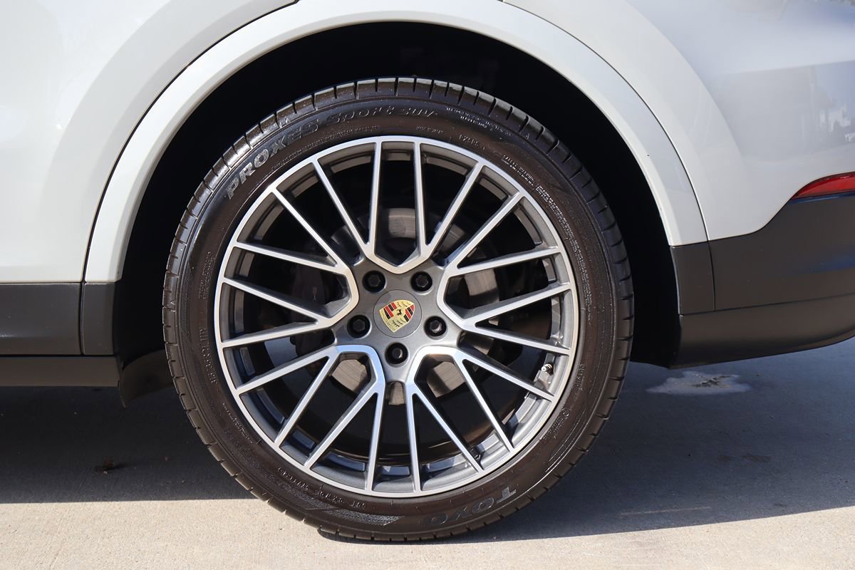 Used 2021 Porsche Cayenne Coupe image 58