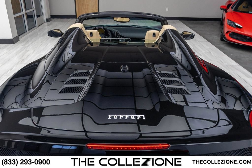 Used 2015 Ferrari 458 Spider RWD image 22