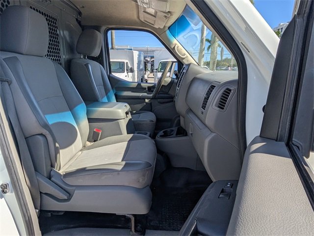 Used 2019 Nissan NV 3500 SV image 8