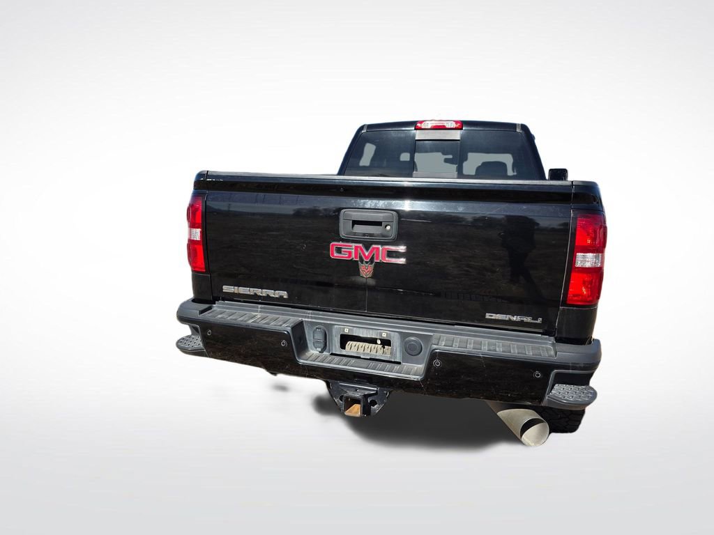 Used 2017 GMC Sierra 2500 Denali w/ Duramax Plus Package image 12
