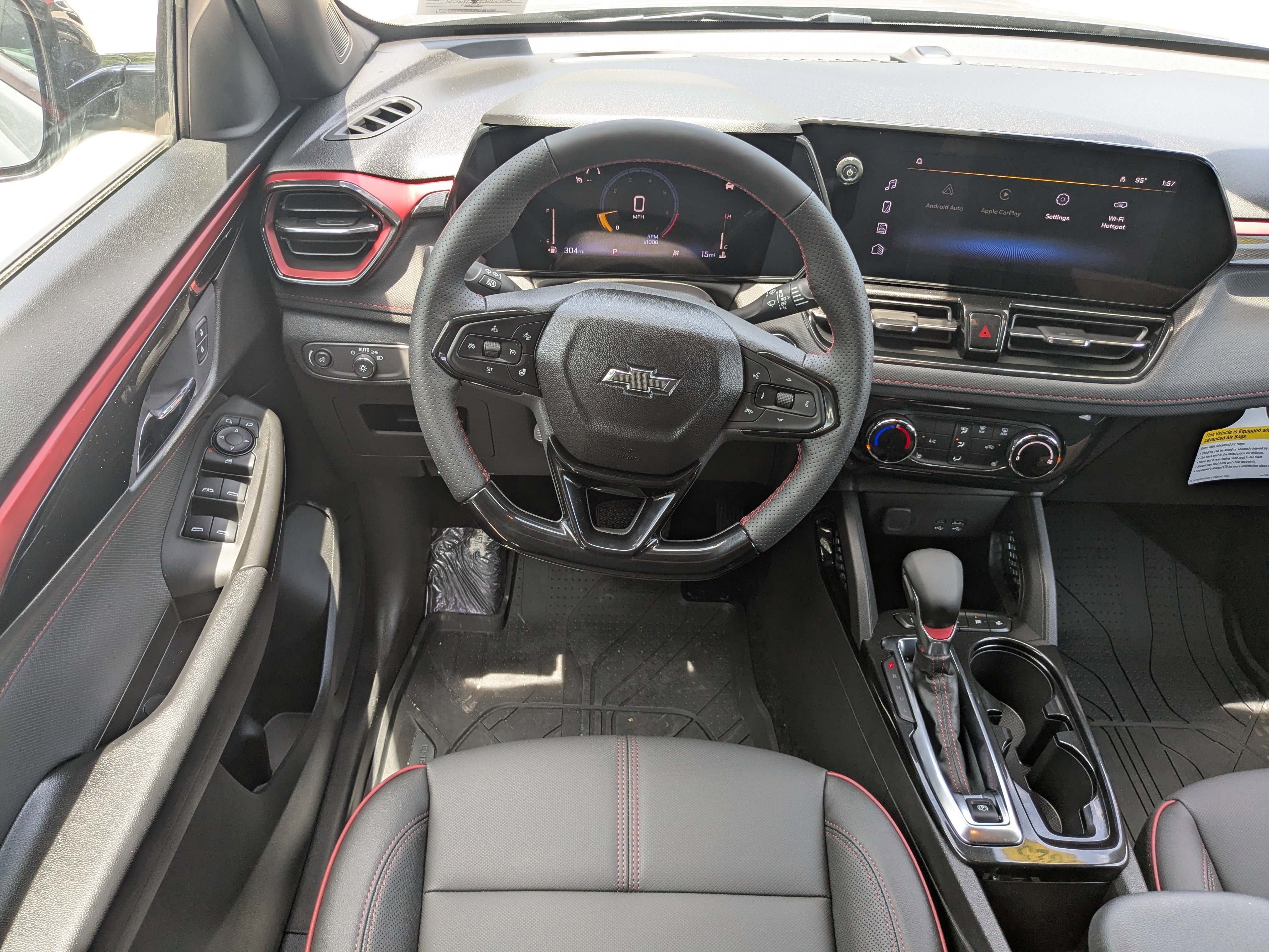 New 2025 Chevrolet TrailBlazer RS w/ Driver Confidence Package image 4