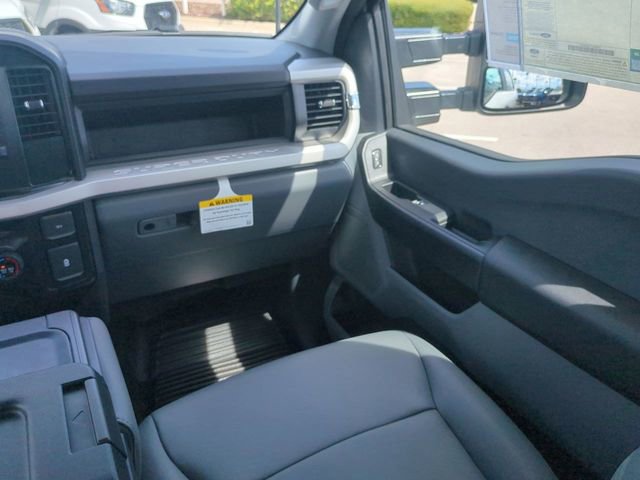 New 2025 Ford F450 XL RWD image 16