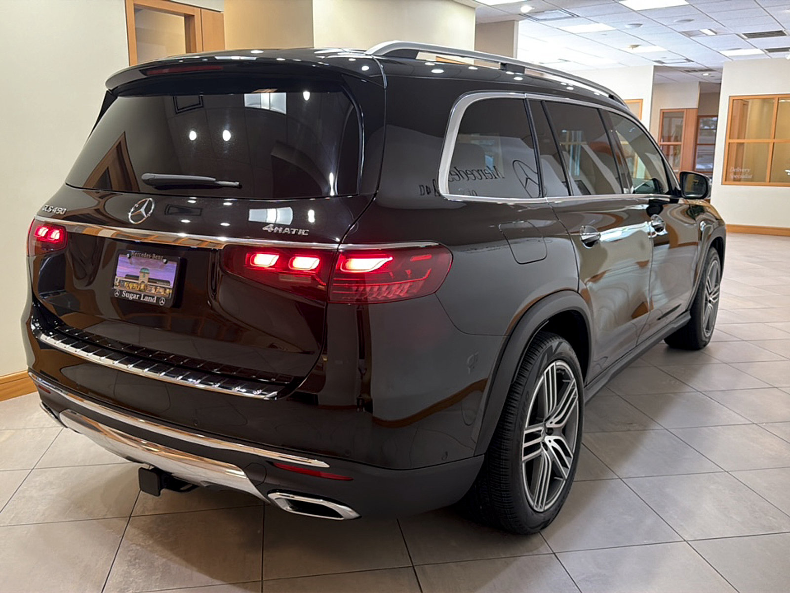 Certified 2025 Mercedes-Benz GLS 450 4MATIC image 6