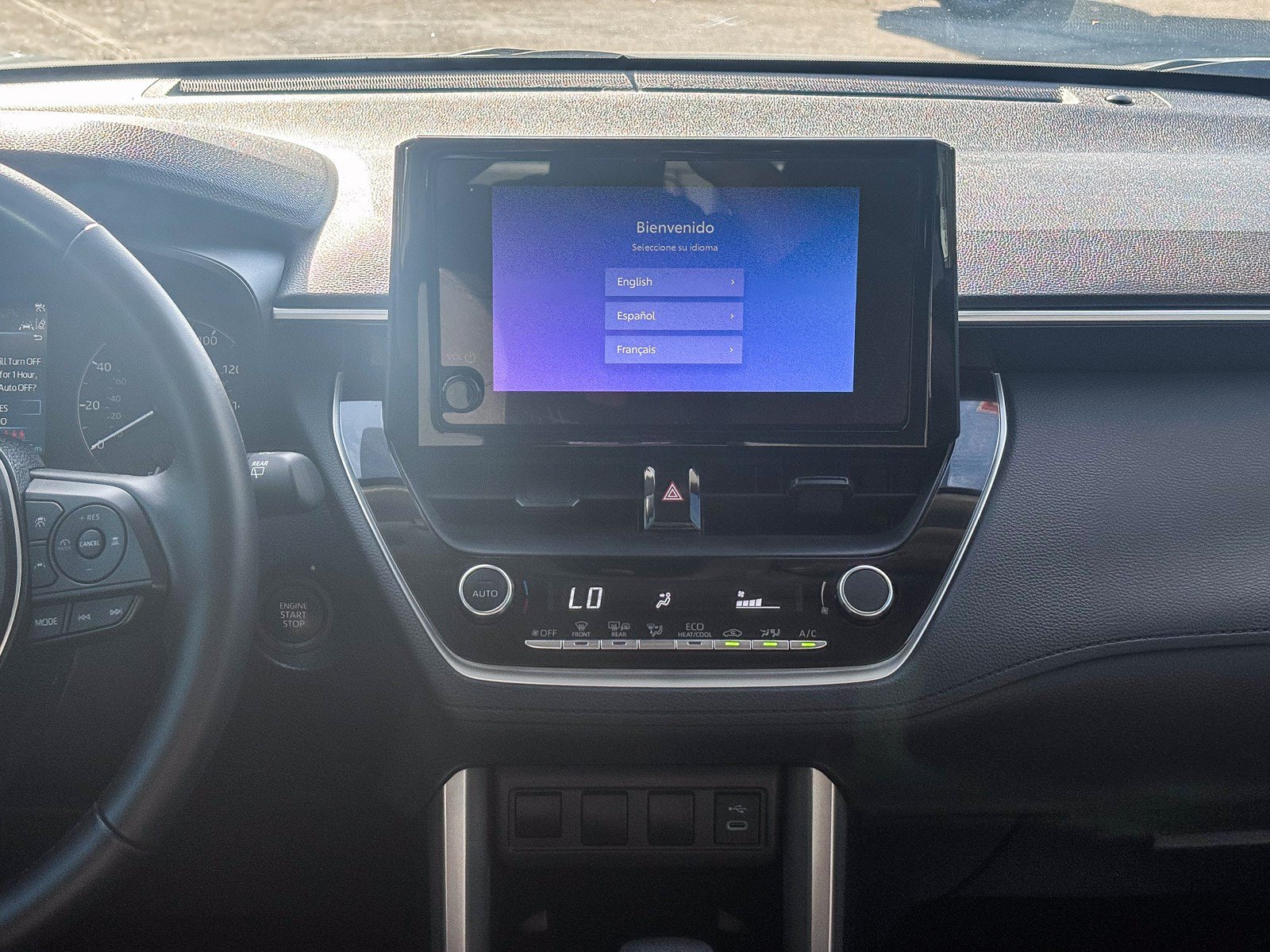 Used 2024 Toyota Corolla Cross LE w/ Moonroof Package FWD image 16