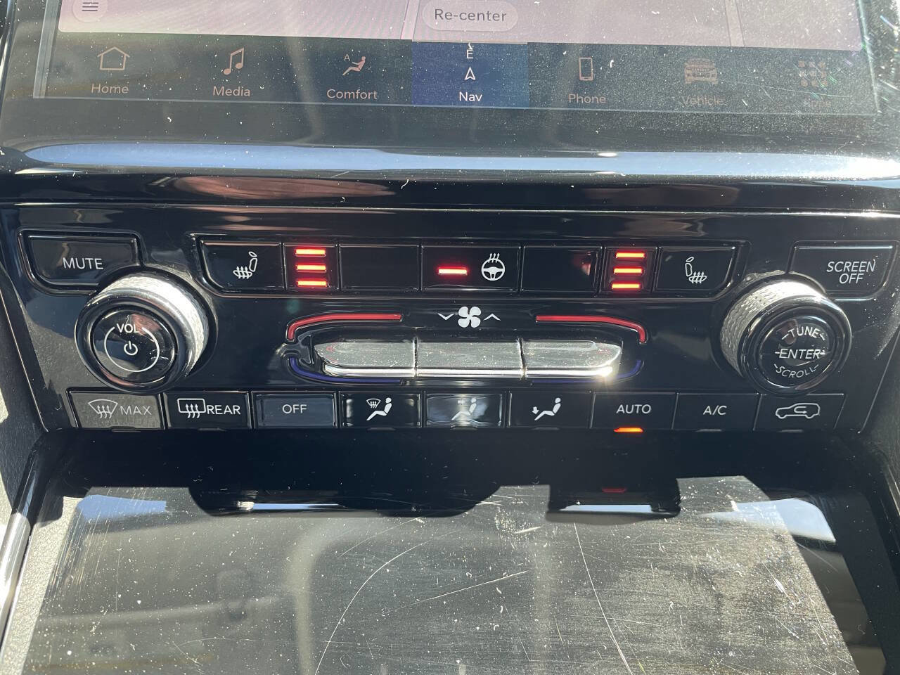 Used 2023 Jeep Grand Cherokee Limited image 20