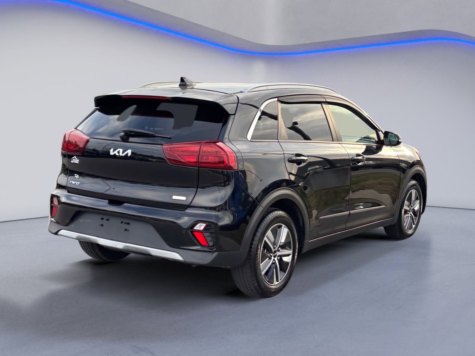 Used 2022 Kia Niro EX Premium FWD image 3