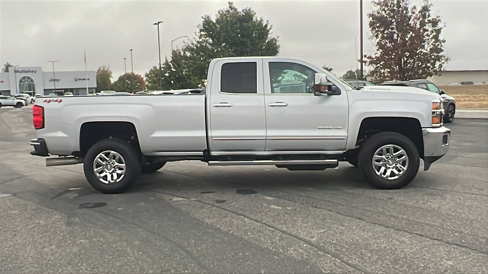 Used 2018 Chevrolet Silverado 2500 LTZ w/ LTZ Plus Package image 2