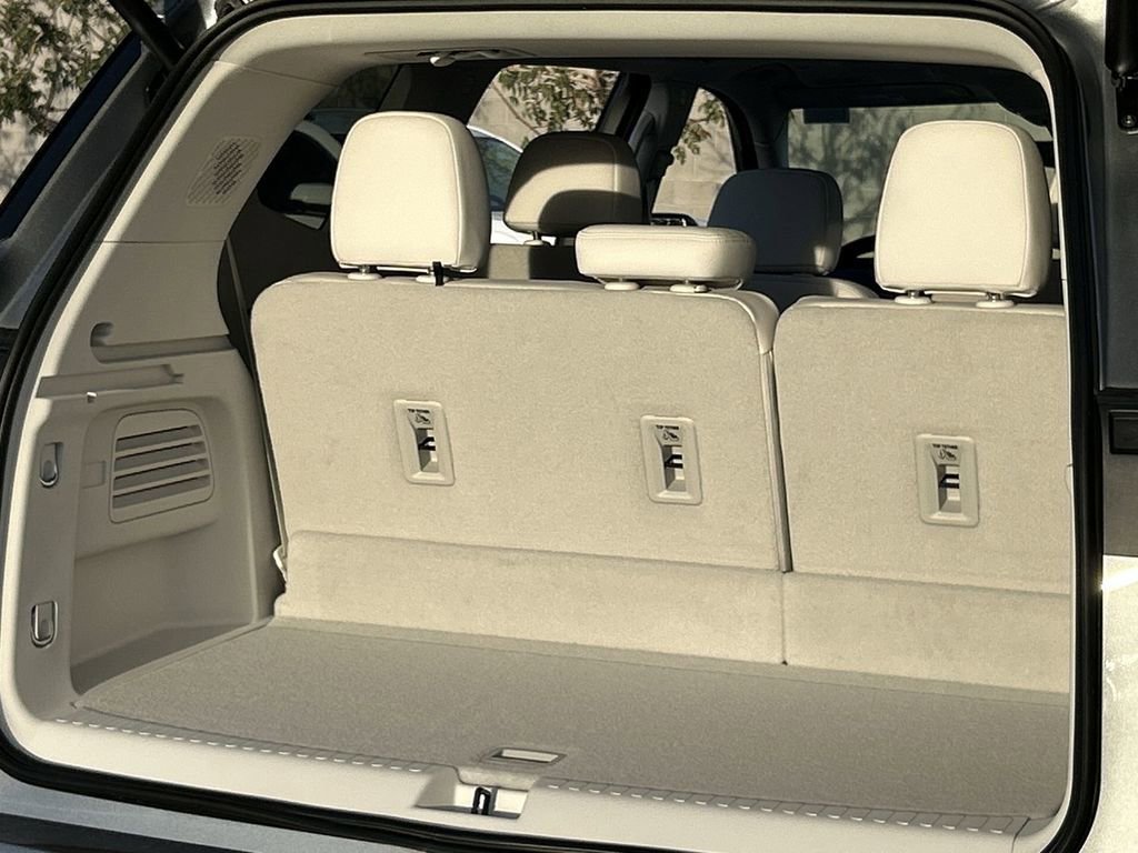New 2026 Buick Enclave Avenir w/ Super Cruise Package AWD/4WD image 27