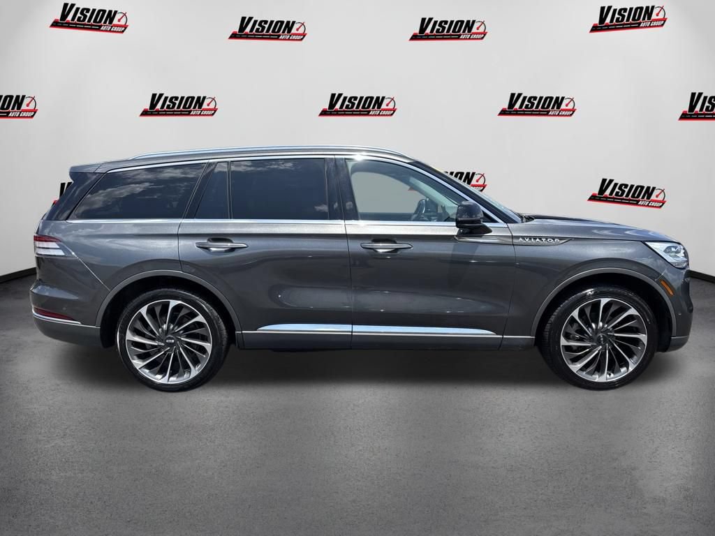 Used 2020 Lincoln Aviator Reserve w/ Equipment Group 202A AWD/4WD image 4
