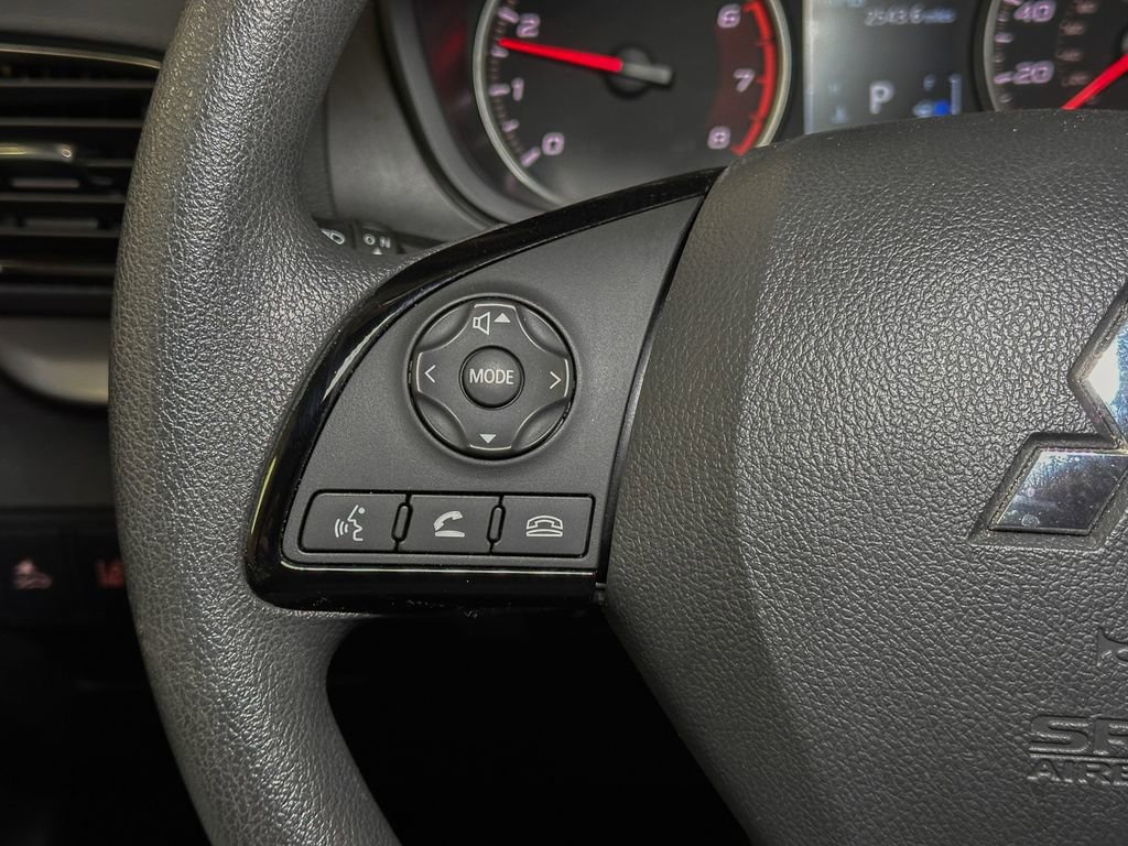 Used 2024 Mitsubishi Eclipse Cross AWD image 30