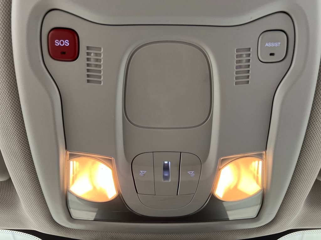 Used 2023 Jeep Renegade Trailhawk AWD/4WD image 65