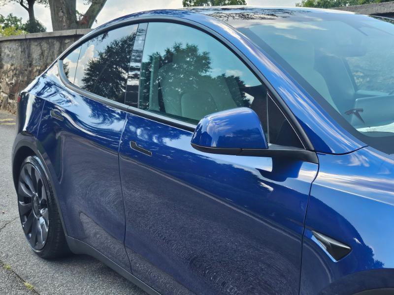 Used 2023 Tesla Model Y Performance AWD/4WD image 21