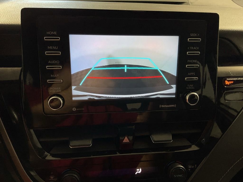 Used 2023 Toyota Camry SE FWD image 3