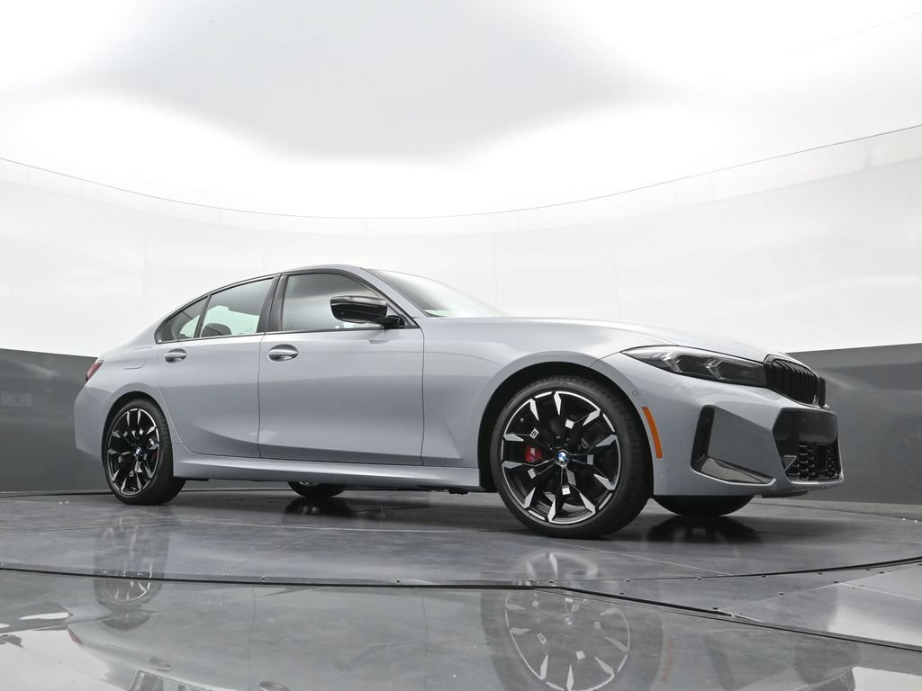 New 2026 BMW 330i xDrive Sedan w/ M Sport Package AWD/4WD image 22
