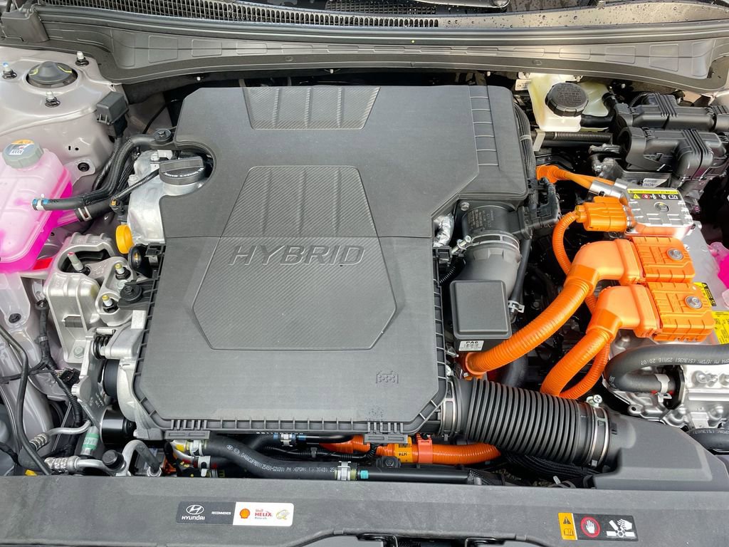 Used 2025 Hyundai Elantra Blue image 50