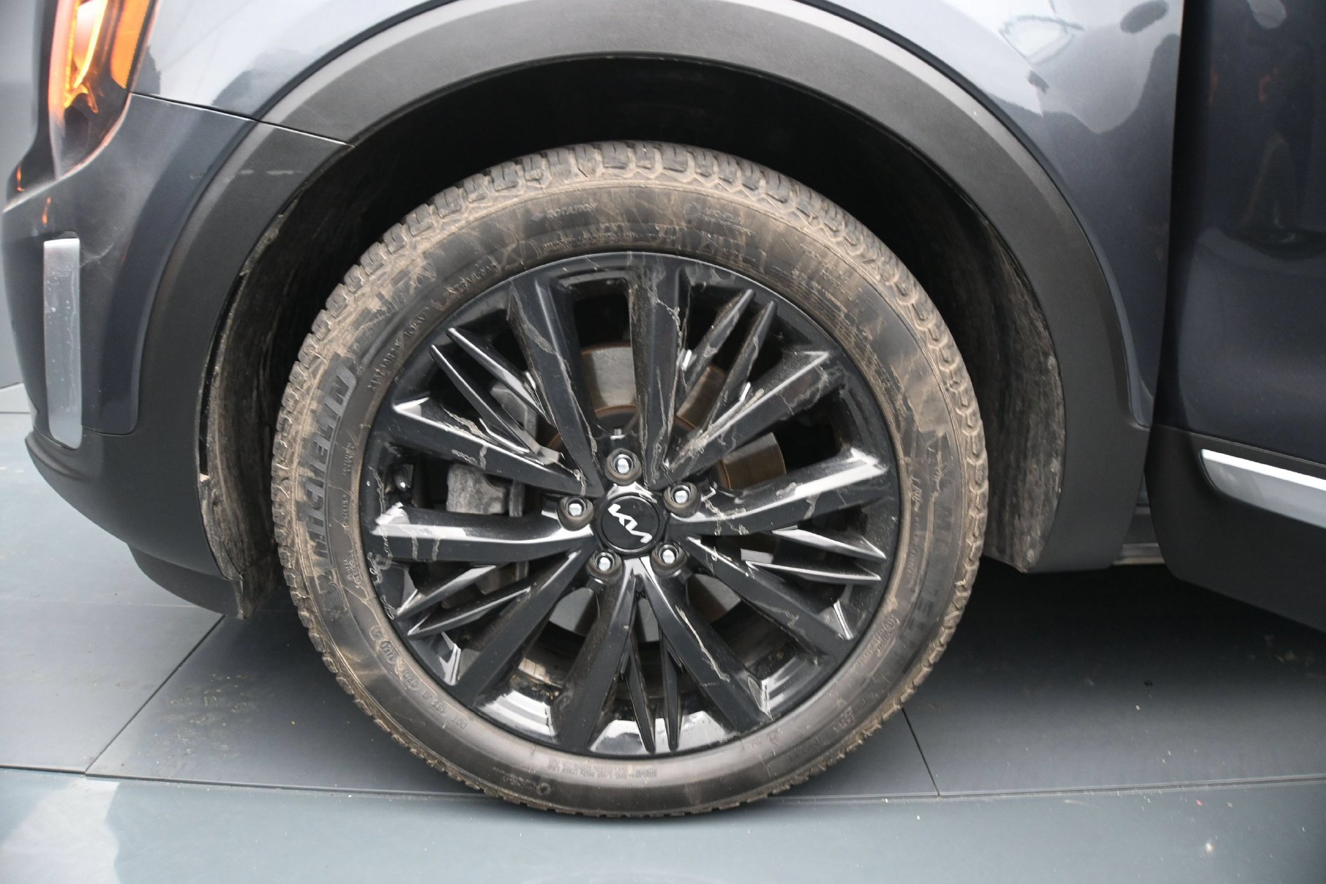 Used 2022 Kia Telluride SX w/ SX Prestige Package AWD/4WD image 28