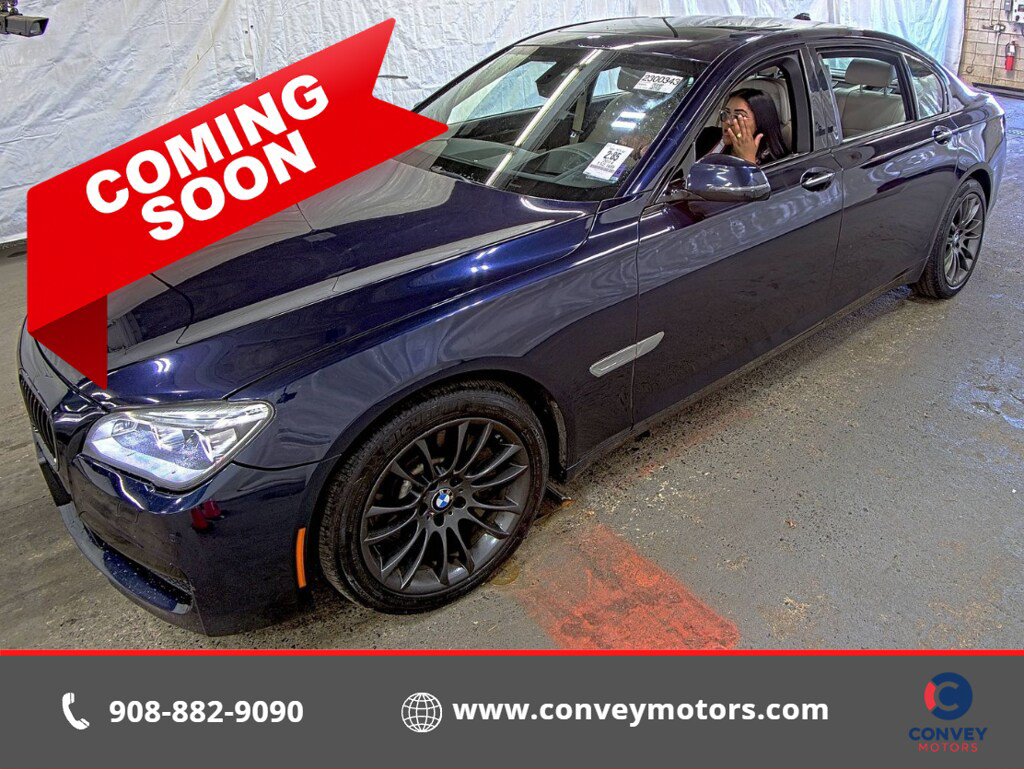 Used 2014 BMW 750Li xDrive AWD/4WD image 1