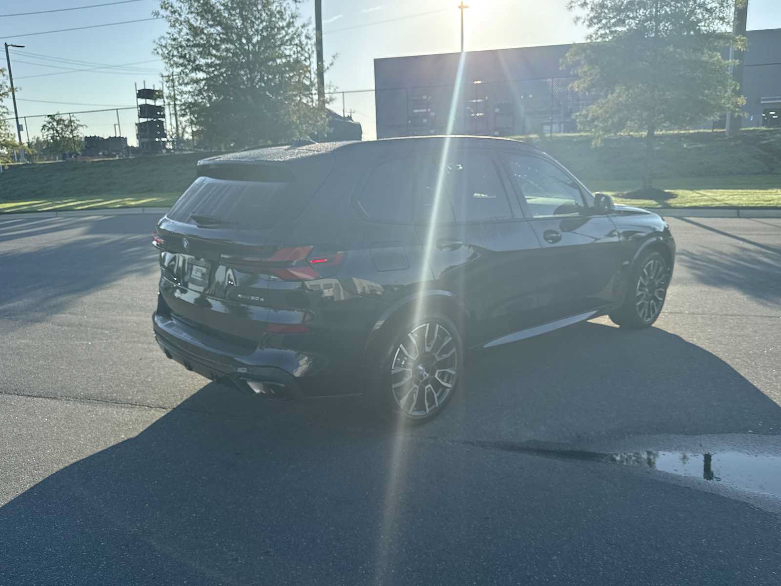 Used 2025 BMW X5 xDrive50e w/ M Sport Package AWD/4WD image 10