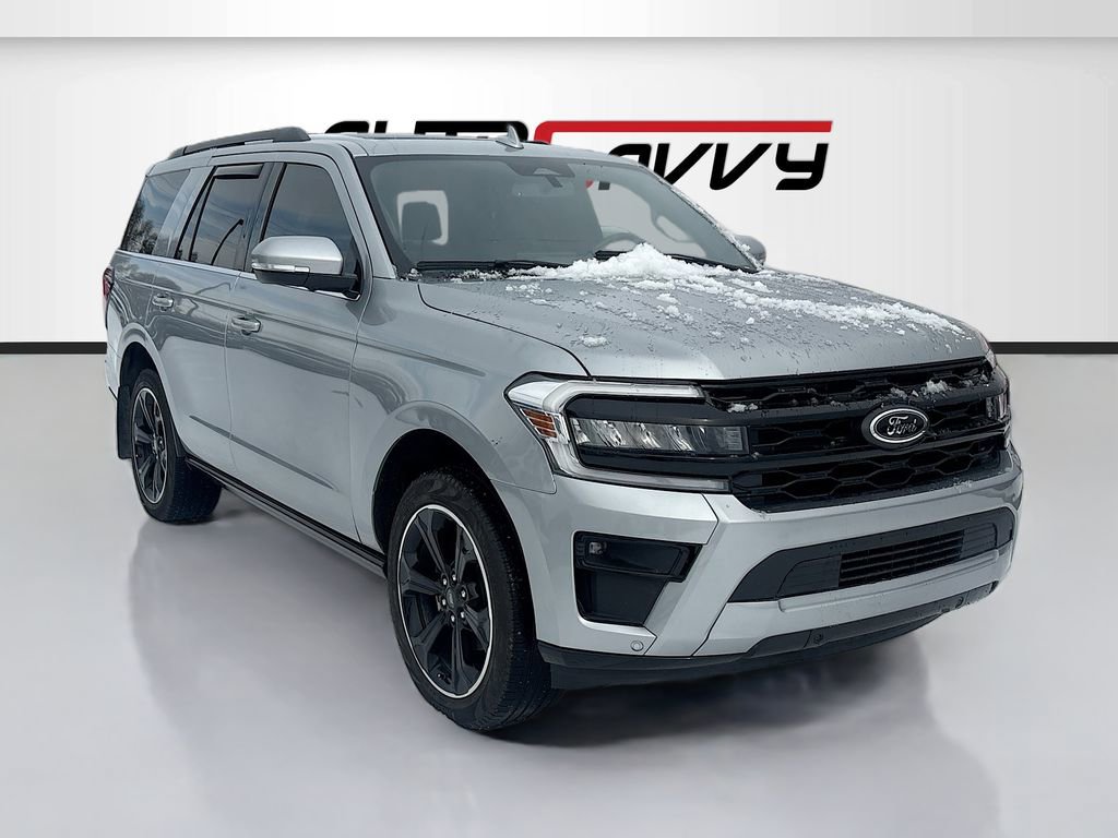 Used 2024 Ford Expedition Limited image 1