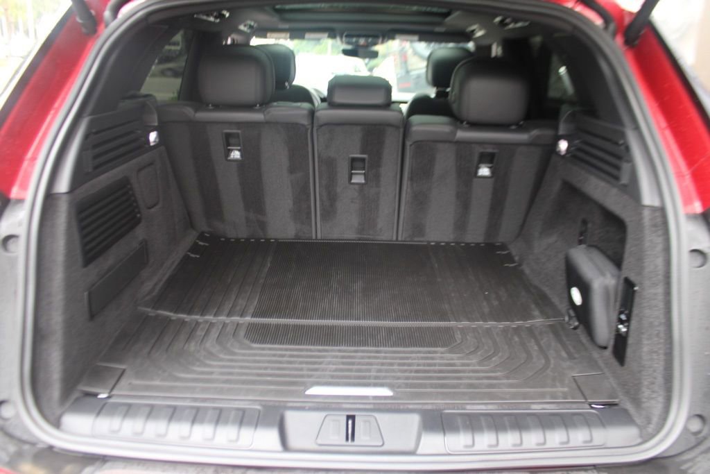 Used 2024 Land Rover Range Rover Sport Dynamic SE image 35