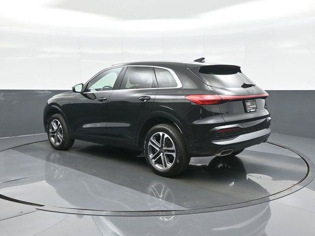 Used 2025 Audi Q5 Premium w/ Convenience Package AWD/4WD image 5