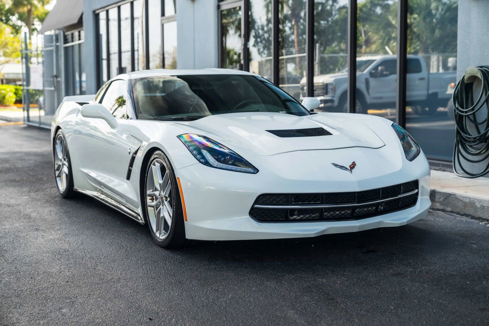 Used 2019 Chevrolet Corvette Stingray Coupe w/ 1LT image 8