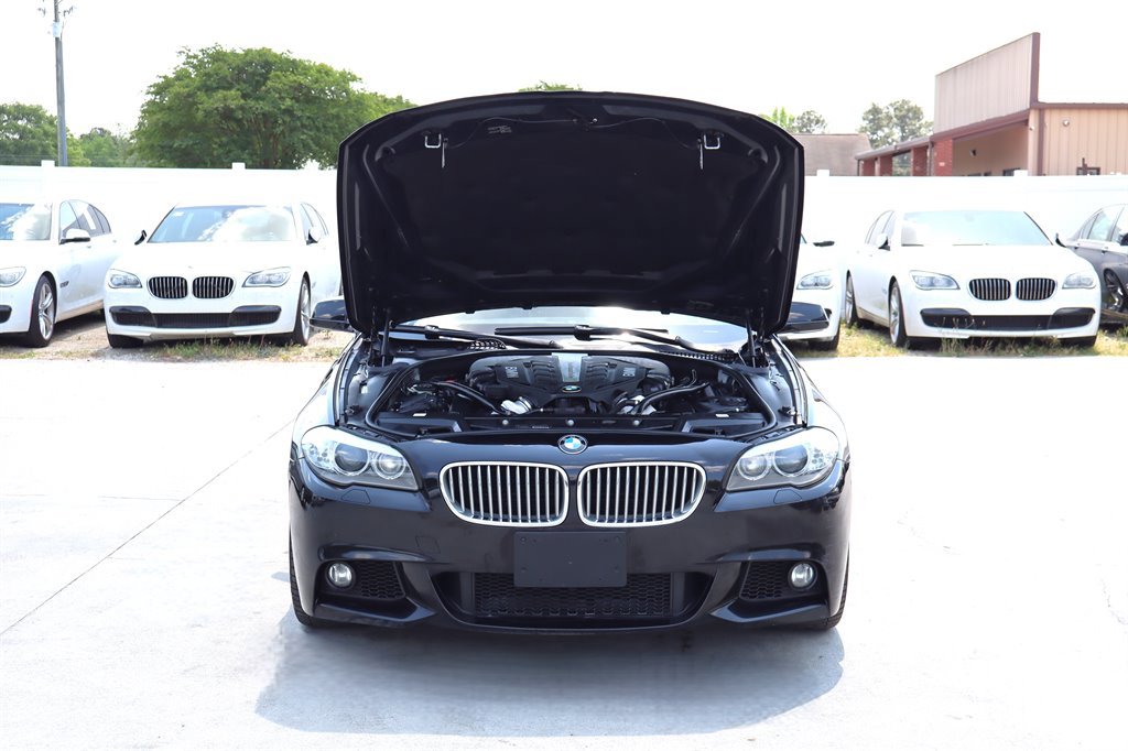 Used 2013 BMW 550i Sedan RWD image 40