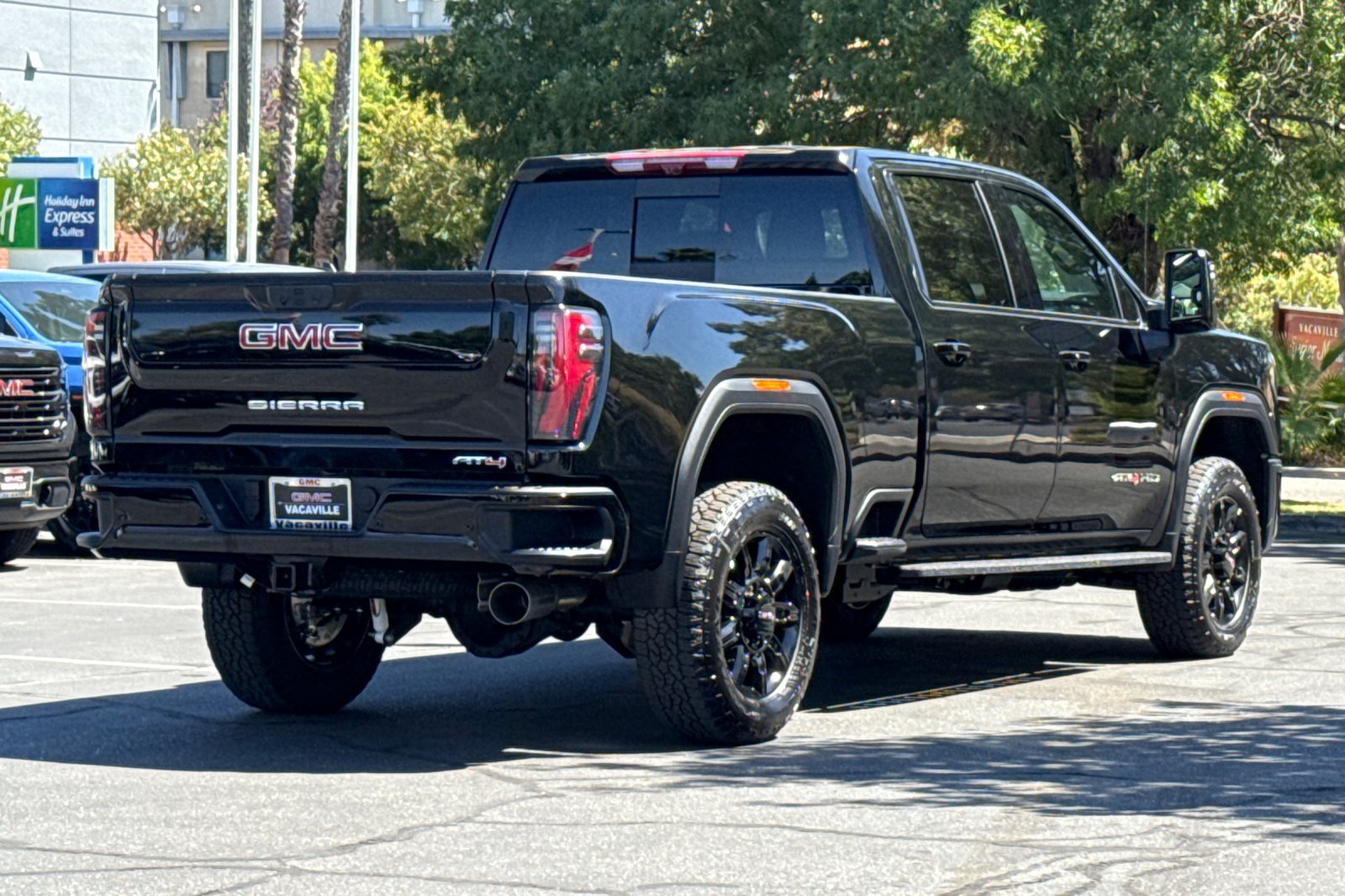 New 2026 GMC Sierra 3500 AT4 w/ AT4 Premium Plus Package AWD/4WD image 5