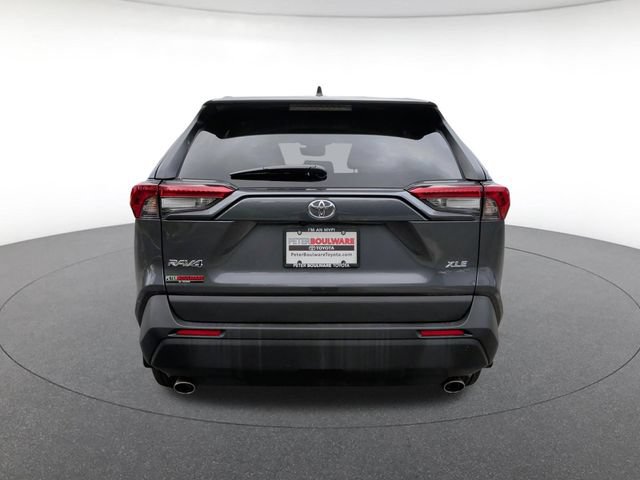 Used 2025 Toyota RAV4 XLE FWD image 5