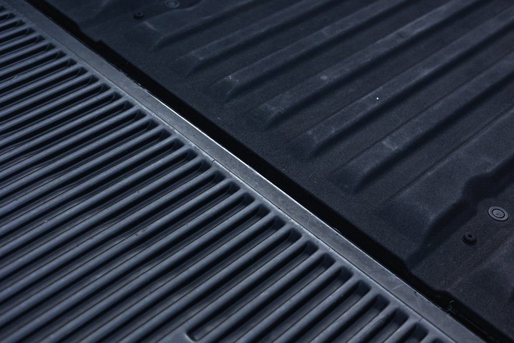 Used 2018 Nissan Titan PRO-4X image 11