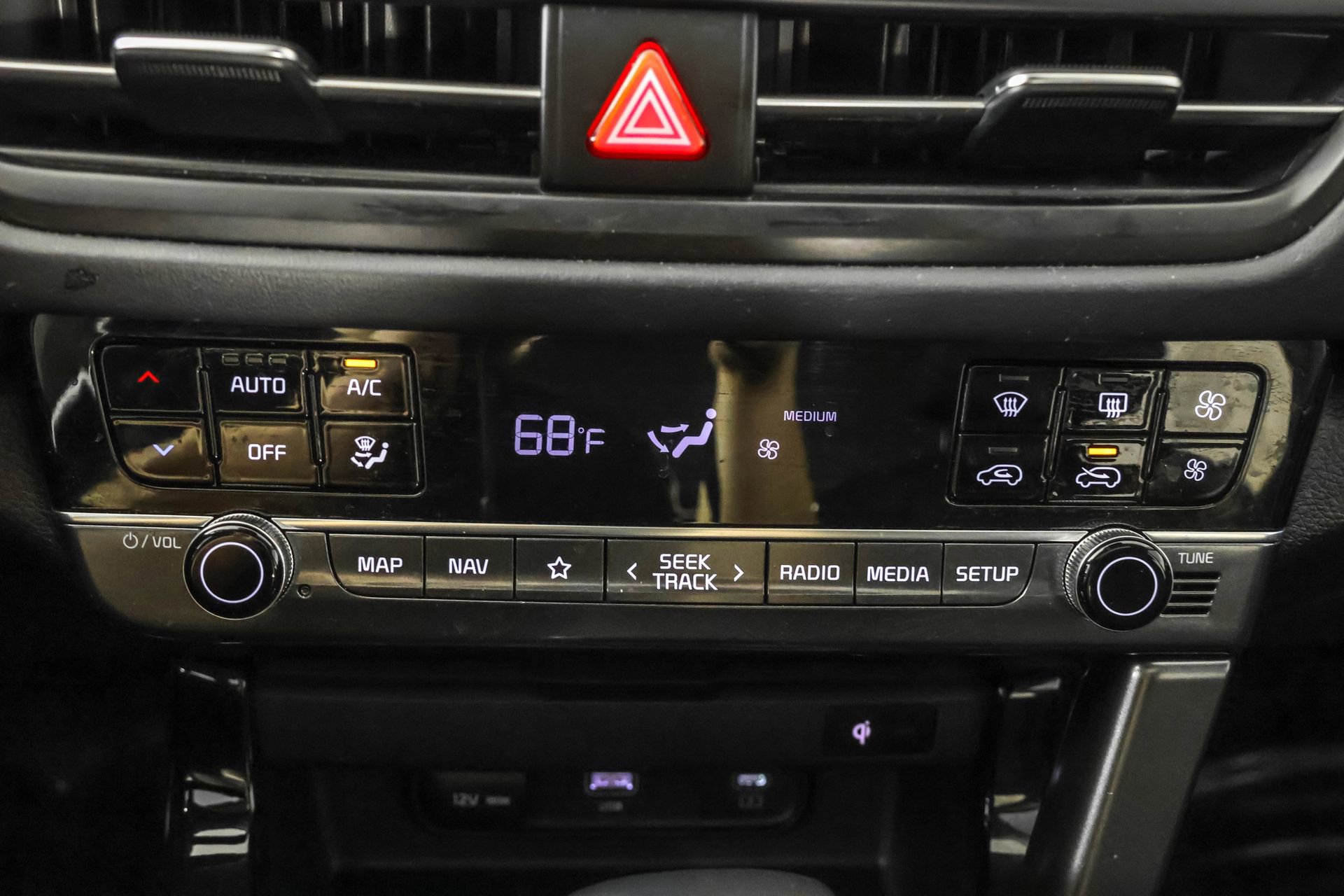 Used 2024 Kia Seltos SX w/ SX Sunroof Package image 33