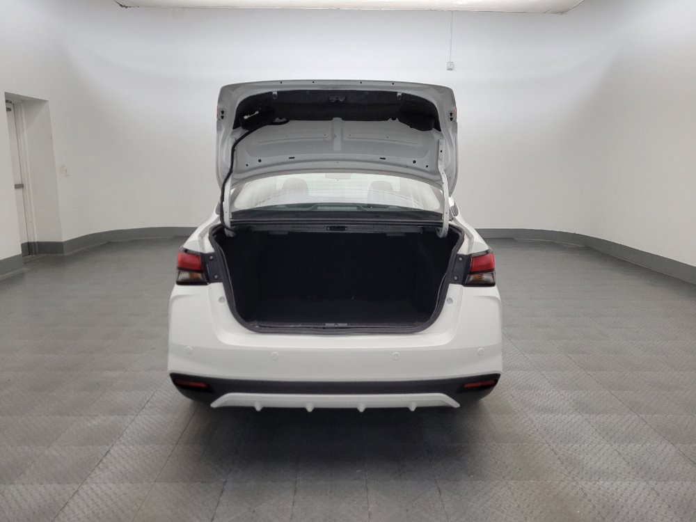 Used 2024 Nissan Versa SV FWD image 29