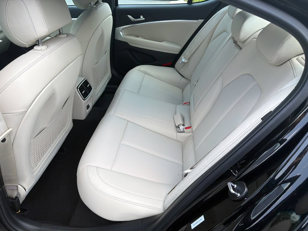 New 2026 Genesis G70 2.5T RWD image 22