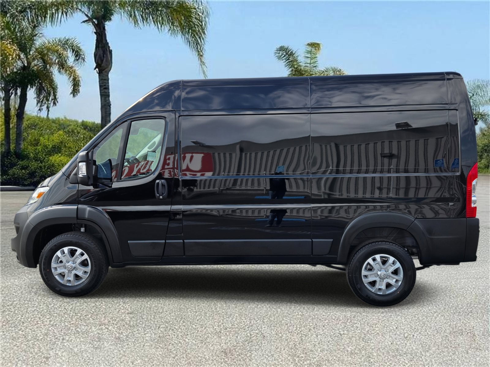 New 2026 RAM ProMaster 1500 w/ Quick Order Package 22G SLT image 2