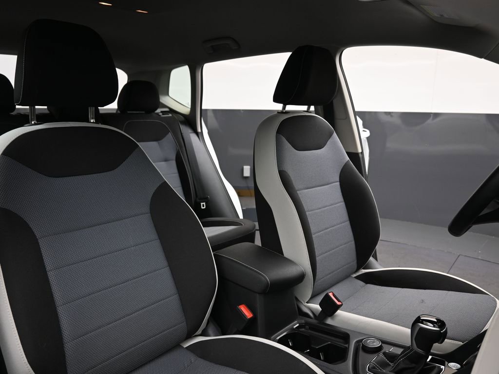 Used 2025 Volkswagen Taos S image 13