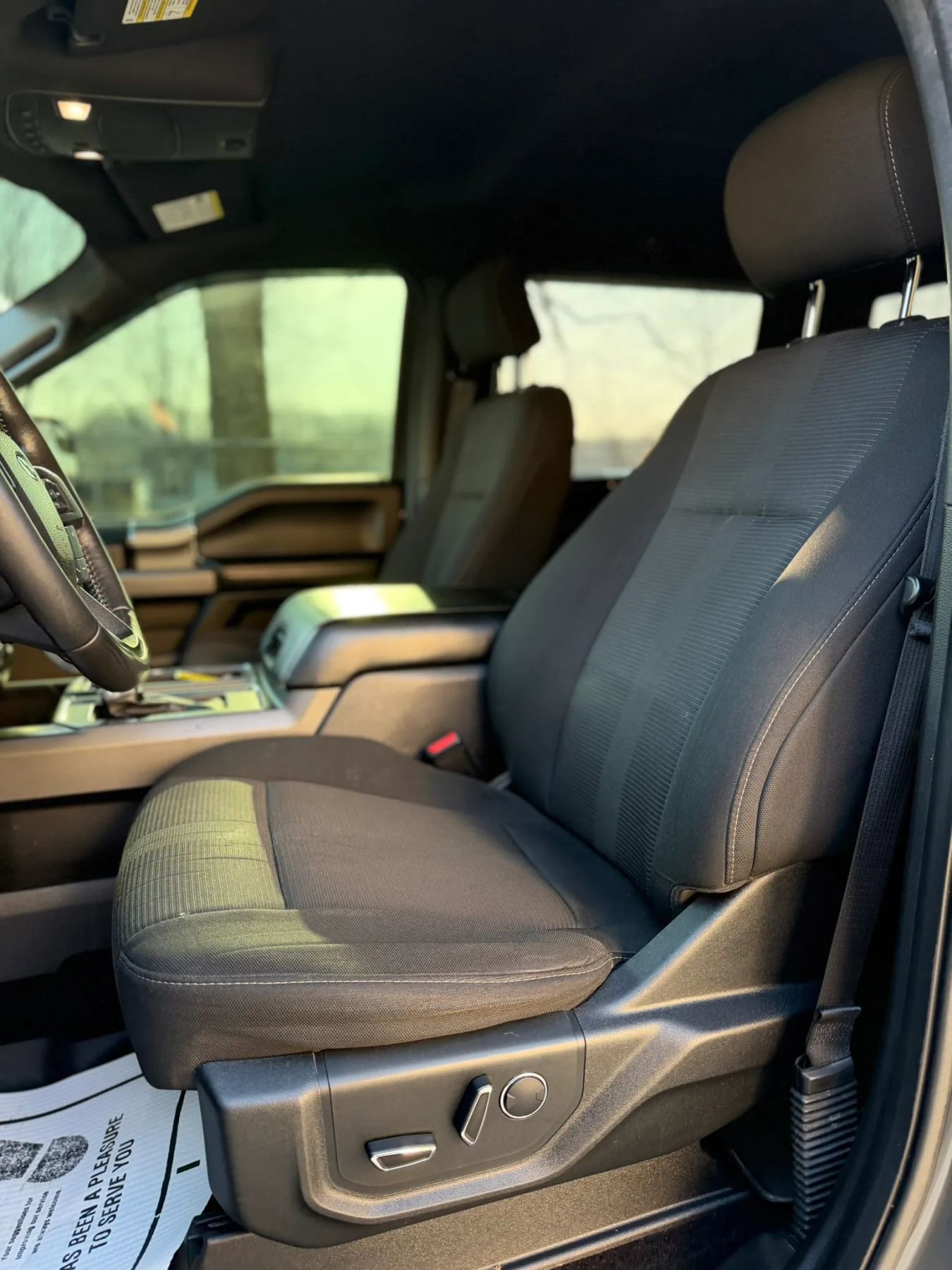 Used 2017 Ford F150 XLT w/ Equipment Group 302A Luxury AWD/4WD image 11