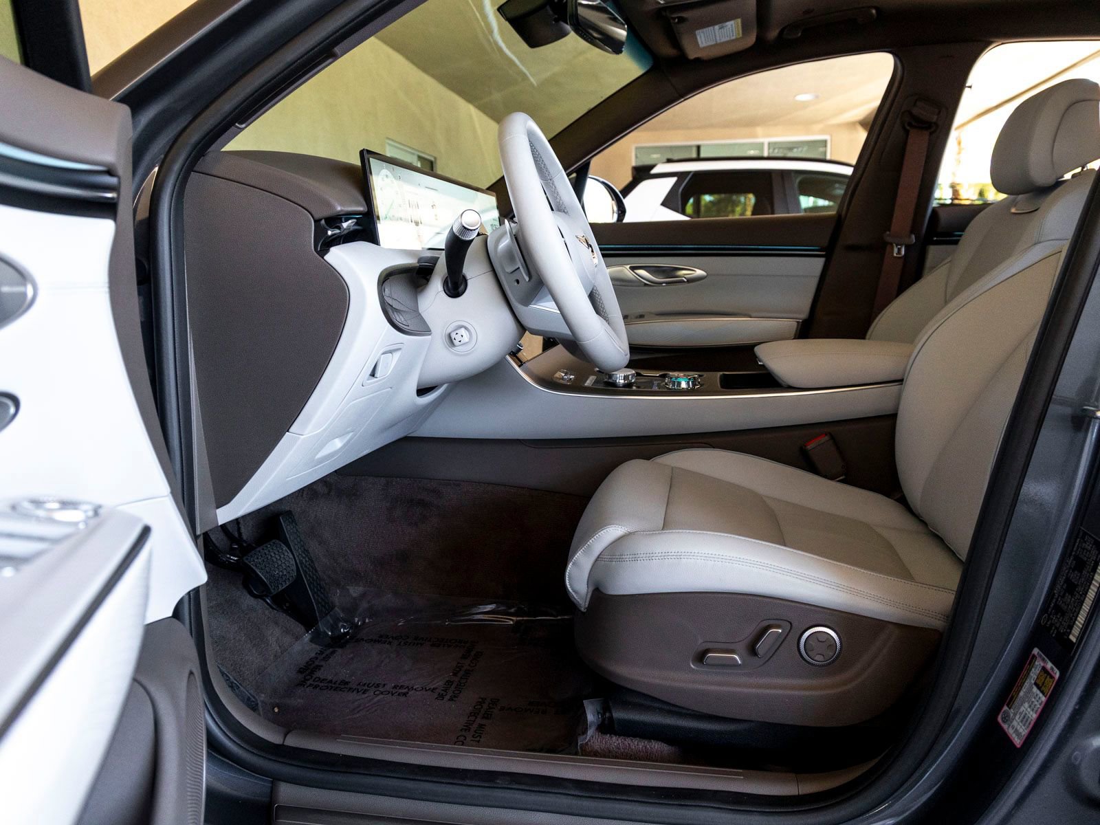 Used 2026 Genesis GV70 2.5T Advanced image 13