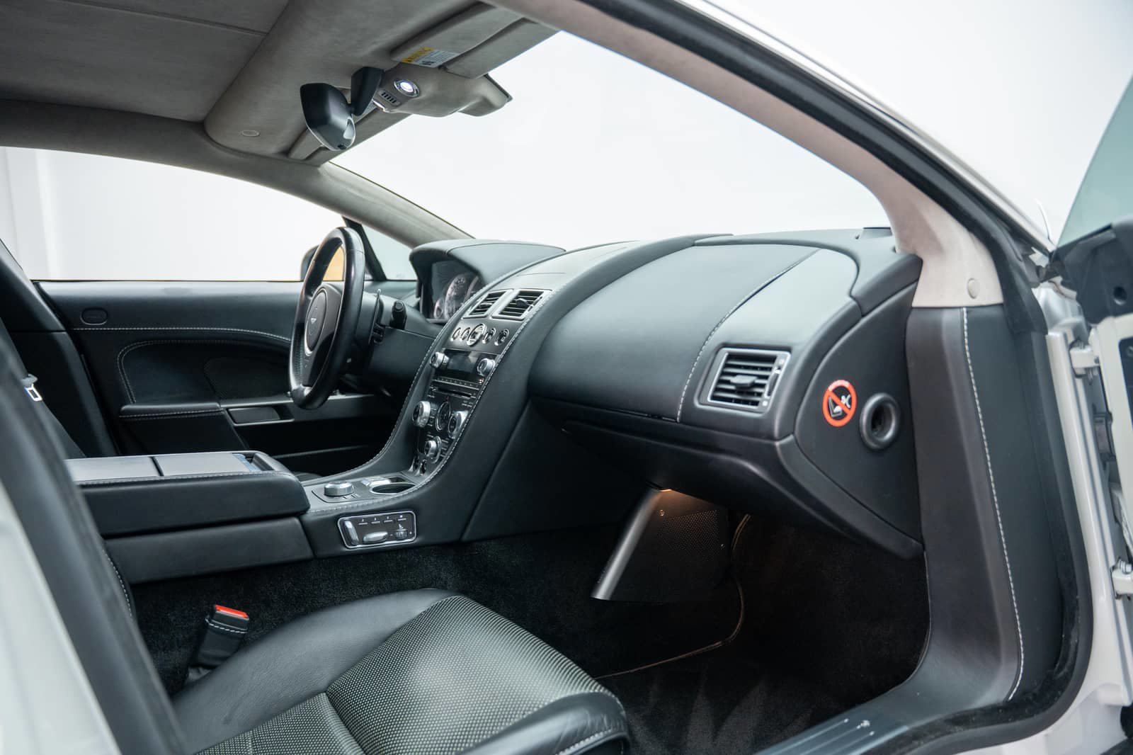 Used 2014 Aston Martin Rapide S RWD image 19