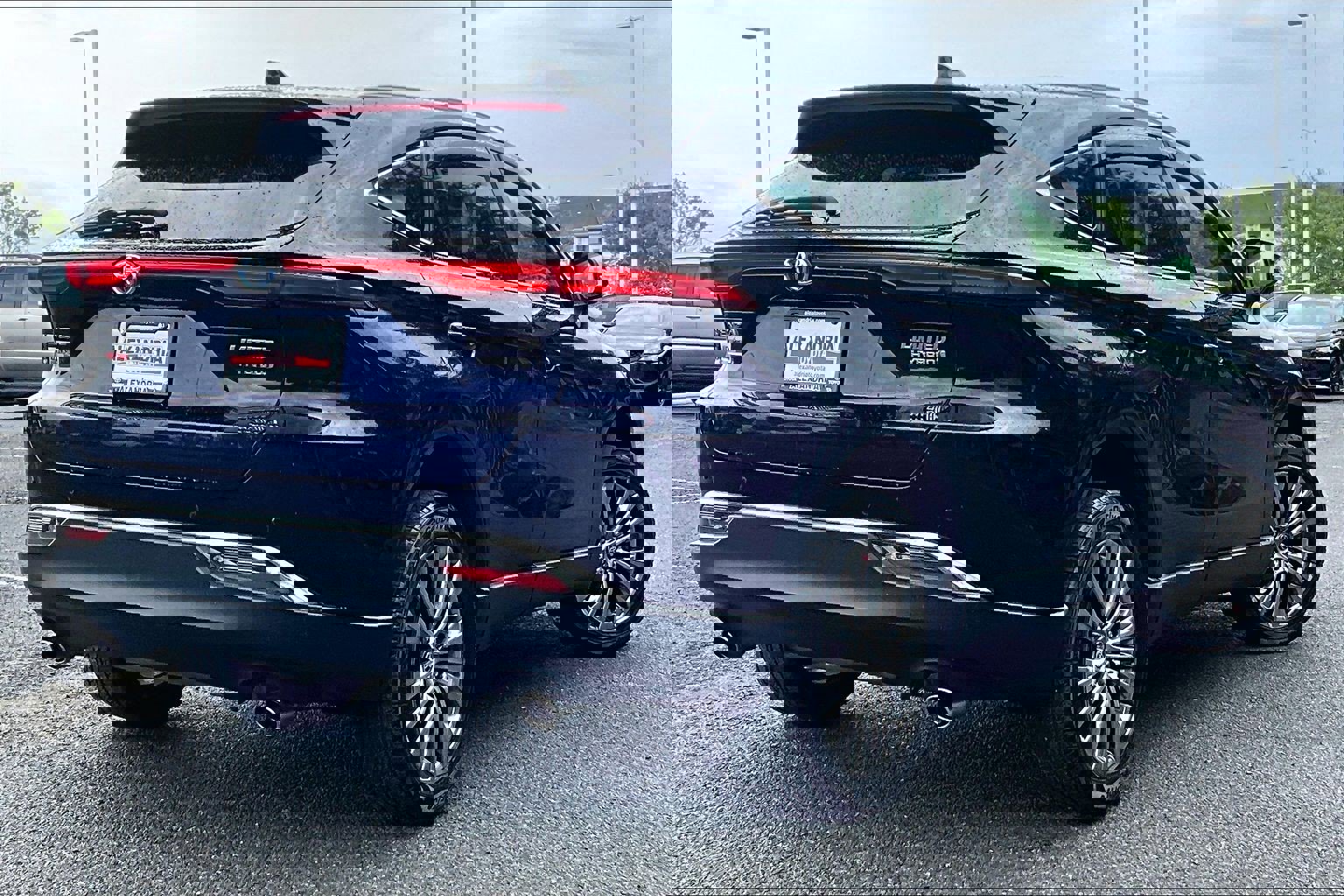 Used 2021 Toyota Venza Limited w/ Advanced Technology Package AWD/4WD image 12