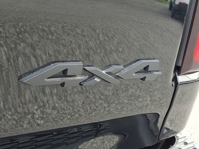 Used 2025 RAM 1500 Tradesman w/ Night Edition AWD/4WD image 29