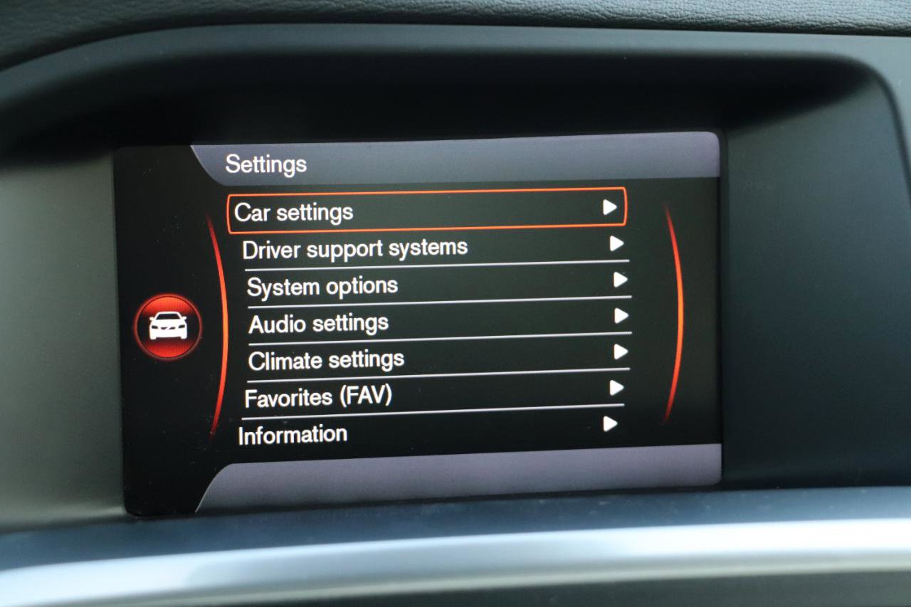 Used 2013 Volvo S60 T5 image 12