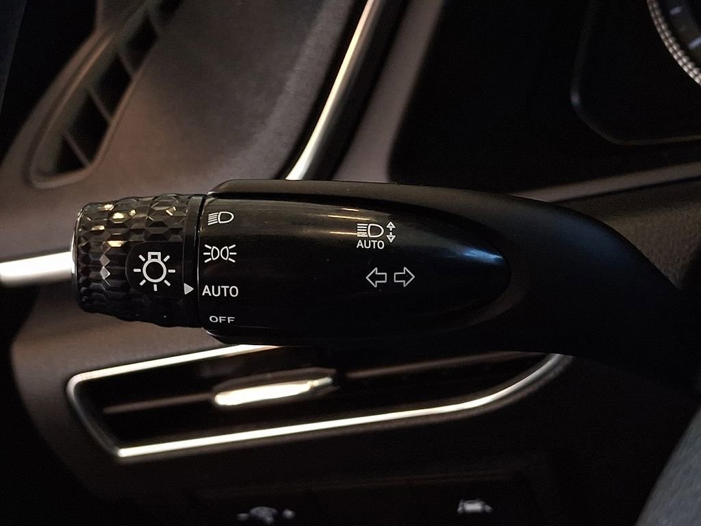 Used 2022 Hyundai Sonata SEL w/ Winter Weather Package image 24