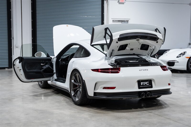 Used 2016 Porsche 911 GT3 RS RWD image 35