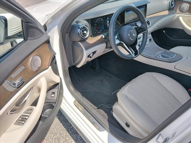 Used 2022 Mercedes-Benz E 350 Sedan image 8