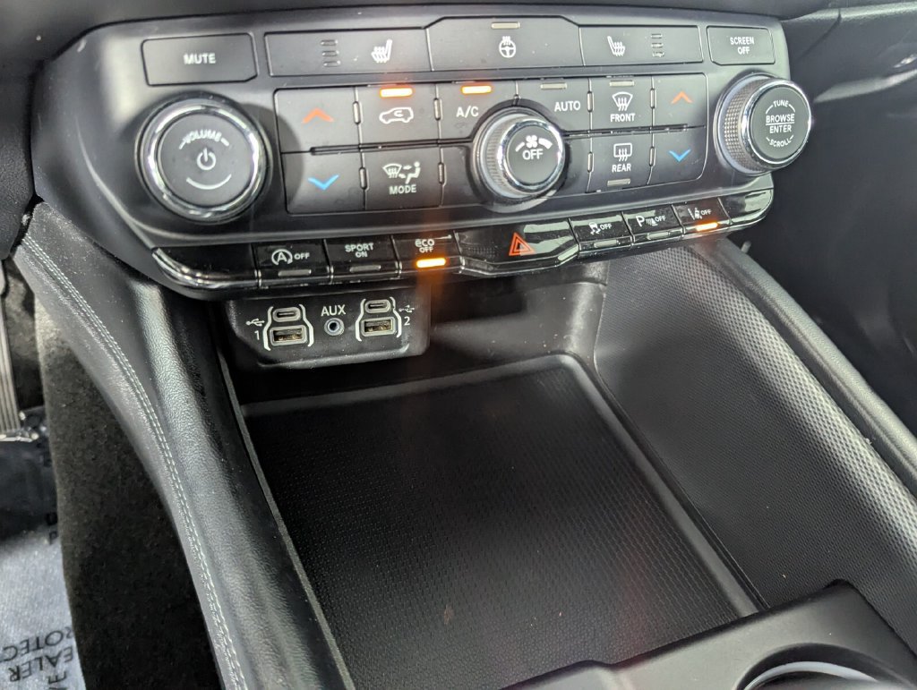 Used 2022 Dodge Durango GT AWD/4WD image 23